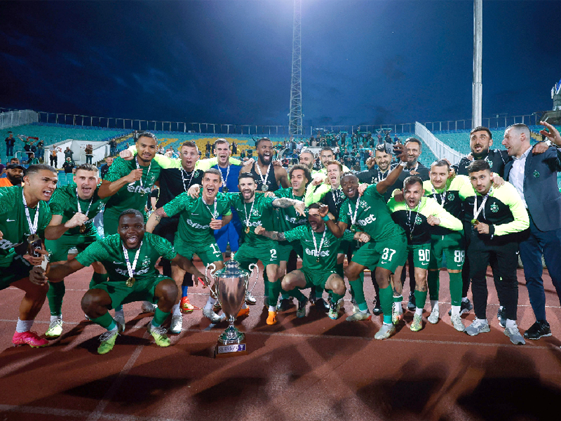 Лудогорец на 1/4 финал за Купата след 4:0 над Локомотив (Пловдив)