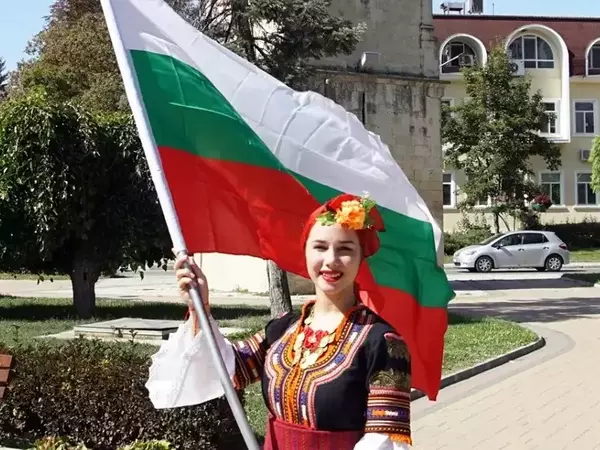 Танцово Студио Калина Рада с концерт за 1 март в Разград