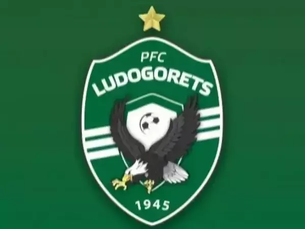 „Лудогорец“ с дарение за обгорялата гимназия в Трявна