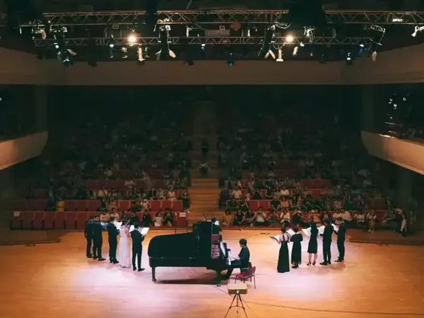 Министърът на културата праща проверка на Таня Карбова