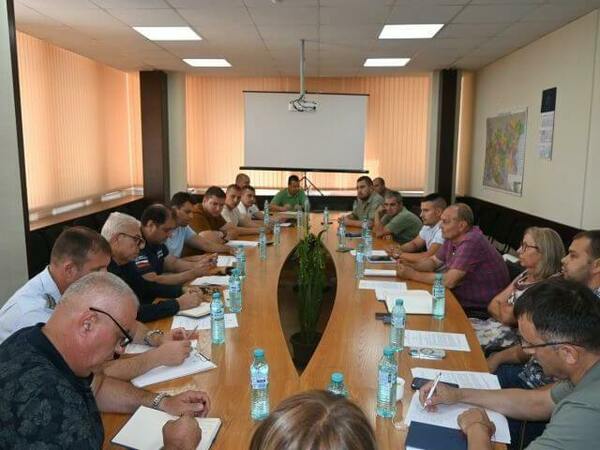 Зърнопроизводители пожелаха система за известяване на пожарите