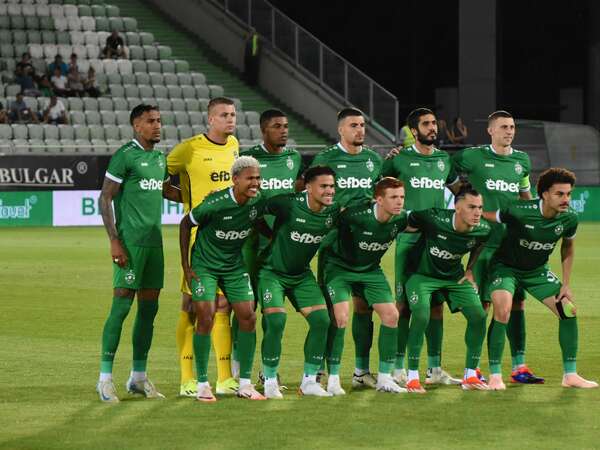 Лудогорец спечели четвъртата си победа в българското първенство с гол от дузпа срещу Берое в Стара Загора
