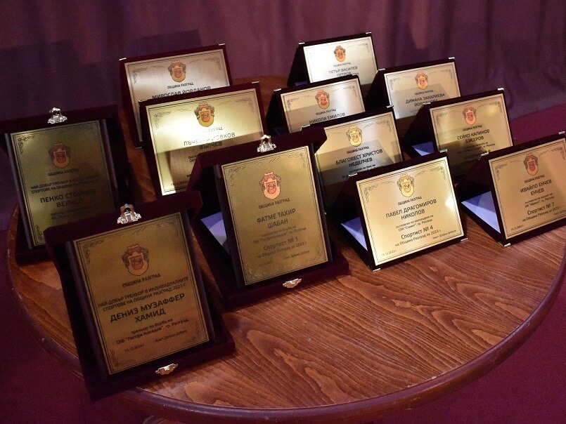 Никола Комаровски е „Спортист на публиката”