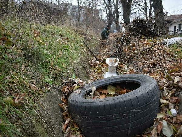 Кметове със срок за почистване на замърсени терени