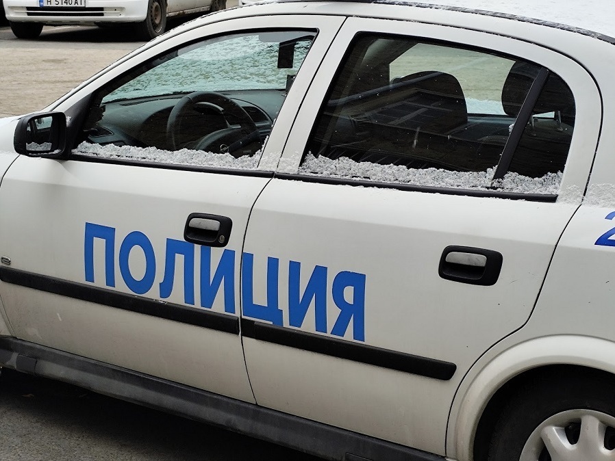 Арестуваха французин за обиди и неприлични жестове