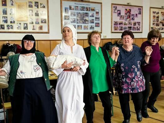 „Бабуване“ и конкурс „Мисис баба“ в Кубрат