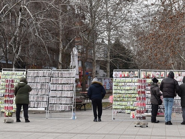 Мартенският базар започна по-рано