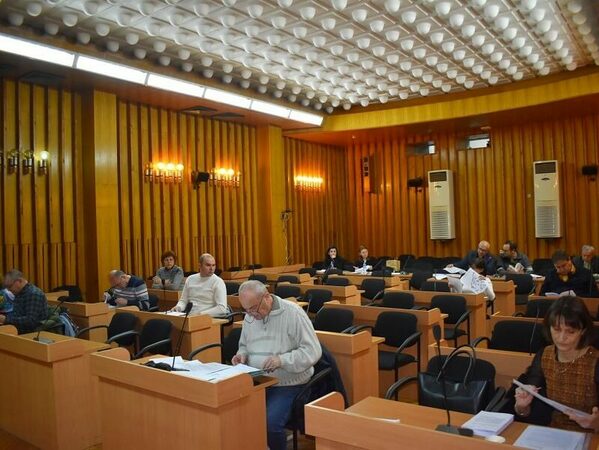 По-малко дърва за огрев искат общинските структури