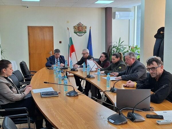 Пет общини искат средства за ремонт на военни паметници