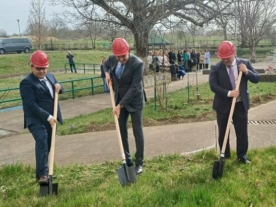 Старт на ремонта на Дома за стари хора