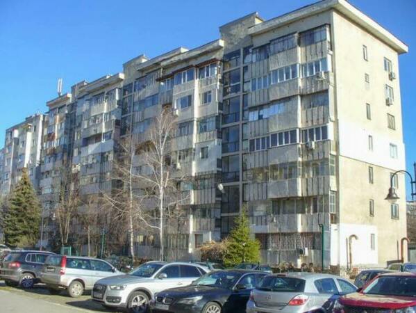 Сключени са договори за саниране на два блока