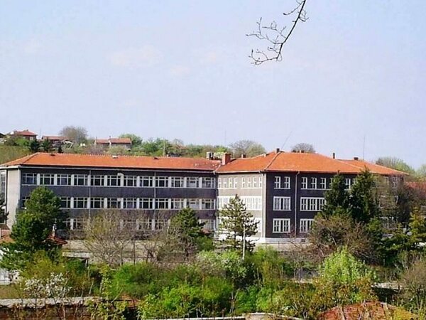 Училището в Юпер влиза в програма на „Заедно в час“