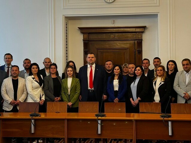 Съветници и кметове на села – при Делян Пеевски