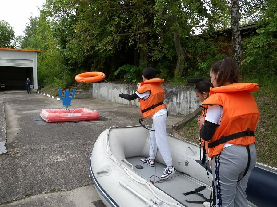 Ученици от Исперих с най-добри реакции при бедствия