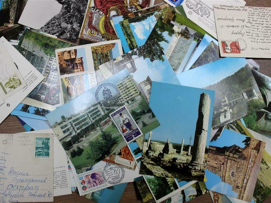 Дарение от пощенски картички за музея