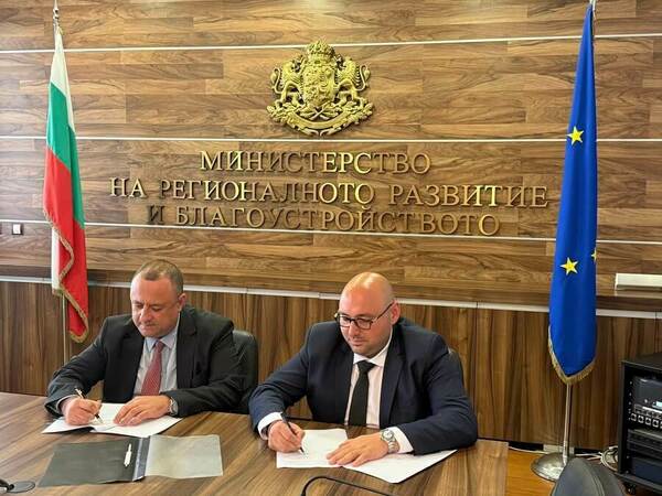 Междублокови пространства с нов облик