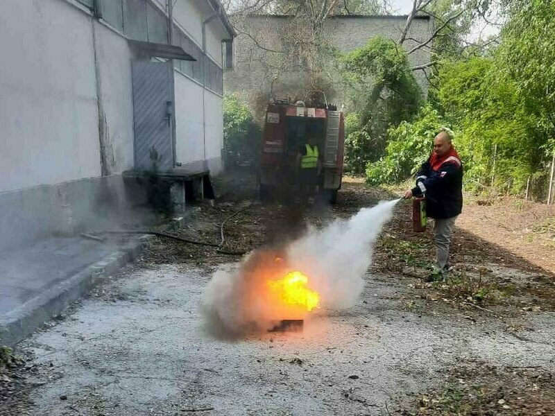 Учение за реакция при пожар в Кубрат
