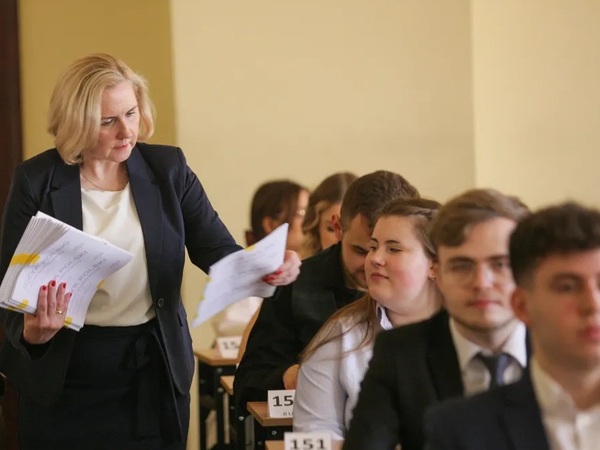 Седмокласниците на изпит