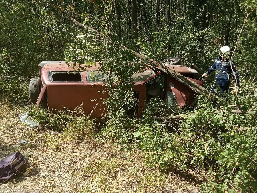 Джип се обърна по таван, петима пострадаха