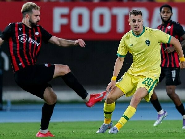 „Лудогорец“ със загуба преди реванша