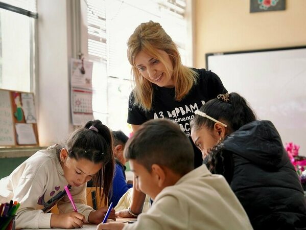 Финансови стимули за талантливи младежи