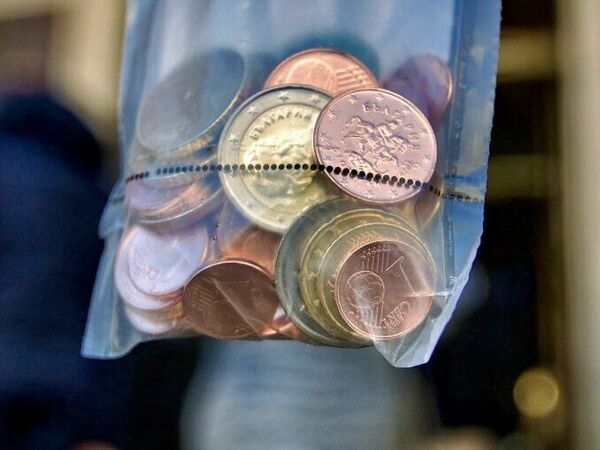 От днес купуваме евромонети и от пощите