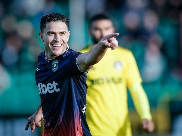 „Лудогорец“ с четвърта поредна победа при новия треньор