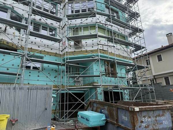 Санирането на блокове в Разград върви по график