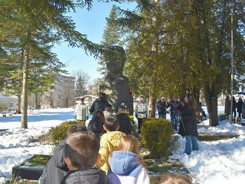 Разград почете годишнината от гибелта на Апостола