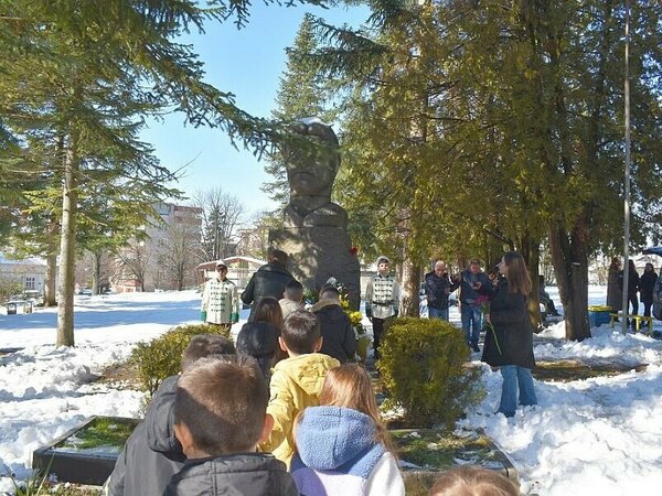 Разград почете годишнината от гибелта на Апостола