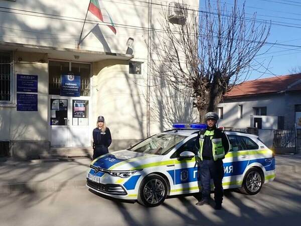 Почит към загинали служители на реда