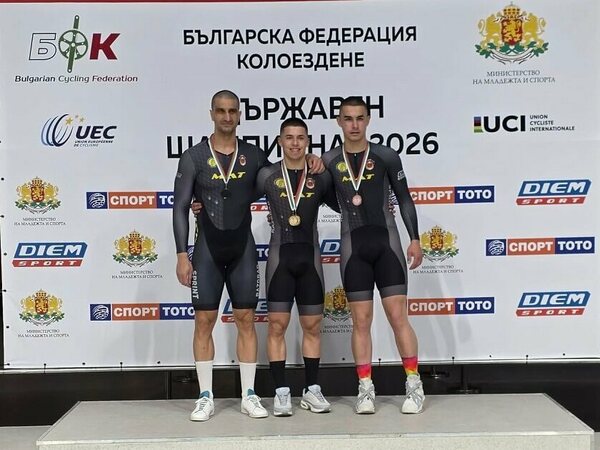 Колоездачи от „Спринт“ с медали от „Купа България“