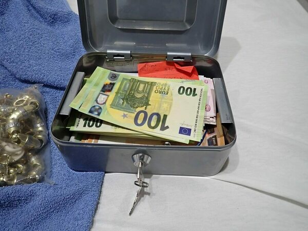 24-годишен в ареста за купуване на гласове