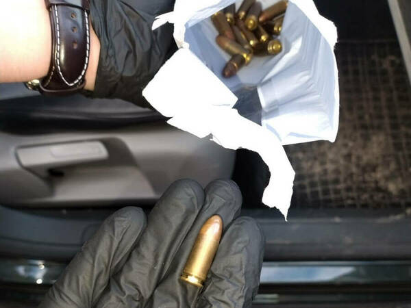 Заловиха двама бракониери