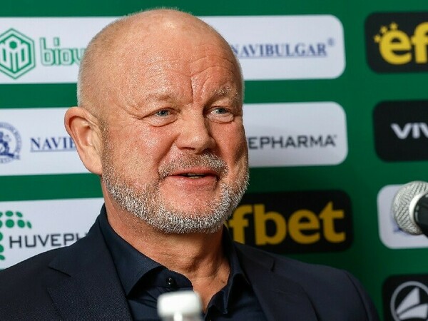 Треньорът на „Лудогорец“ отписа титлата