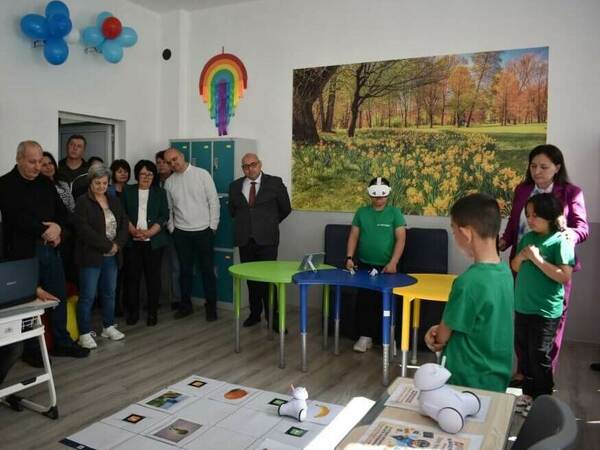 Училището в с. Стражец със STEM център