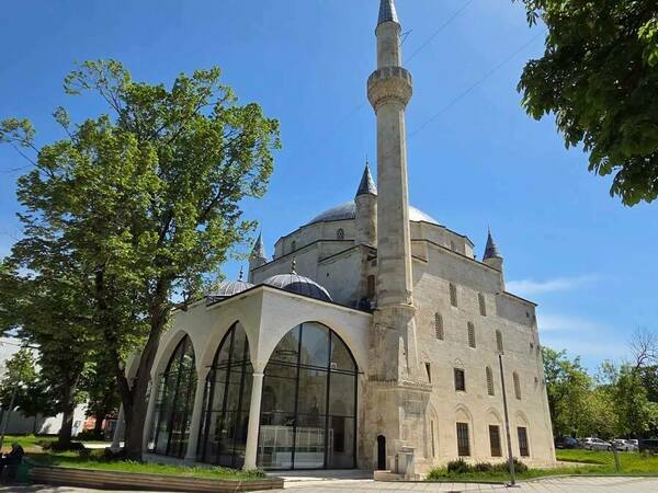 Джамията „Макбул Ибрахим паша“ отваря врати